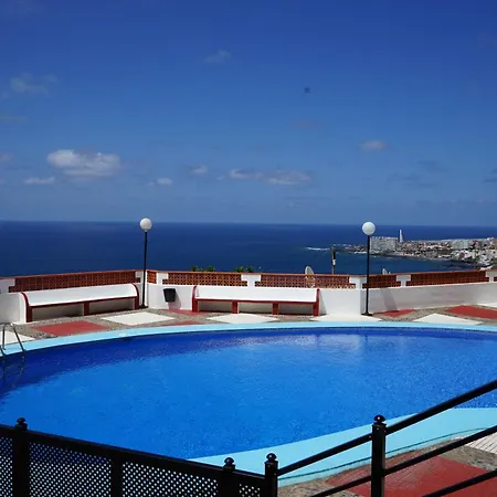 Atlantic Surfers Paradise - Surf, Senderismo Y Piscina * Bajamar (La Laguna)