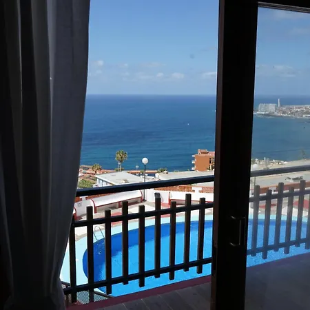 Atlantic Surfers Paradise Bajamar - Surf, Senderismo Y Piscina *